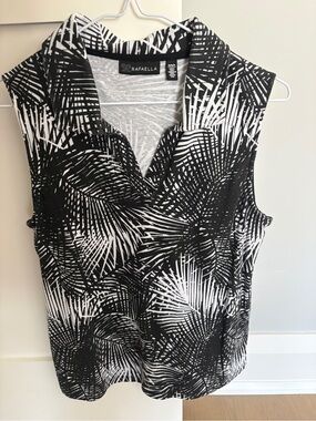 Rafaella Black & White Tropical Palm-Print Collared Sleeveless Golf Top